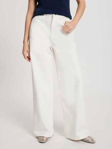 Свободные джинсы