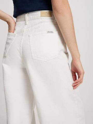 Свободные джинсы