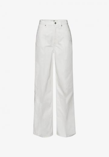 Свободные джинсы