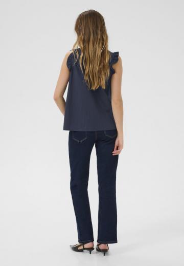 Блузка без рукавов