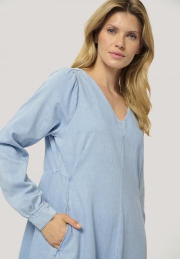 Джинсовое платье