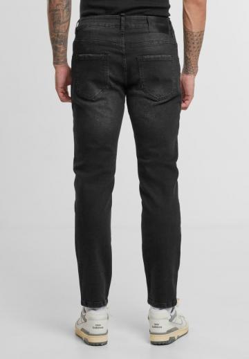 Узкие джинсы
