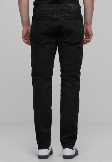 Узкие джинсы