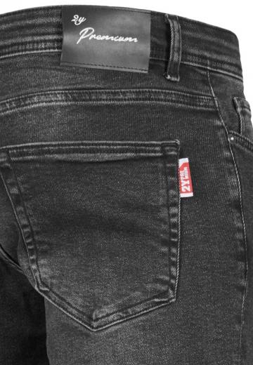 Узкие джинсы