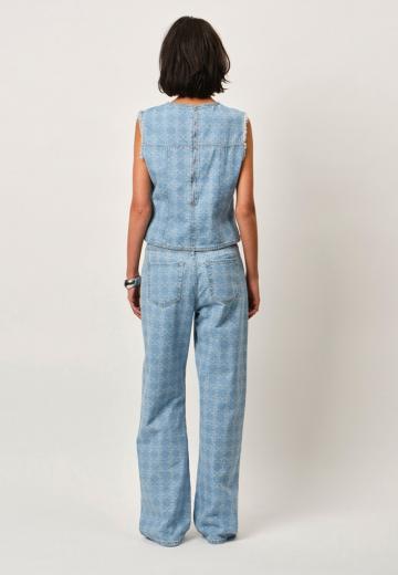 Свободные джинсы