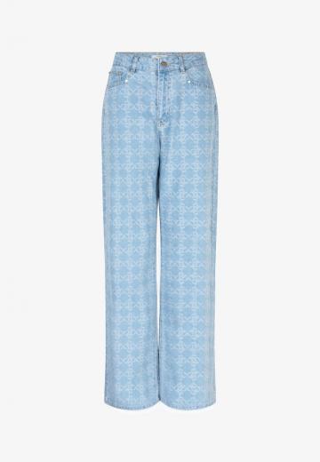 Свободные джинсы