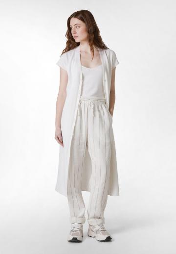 Длинный жилет