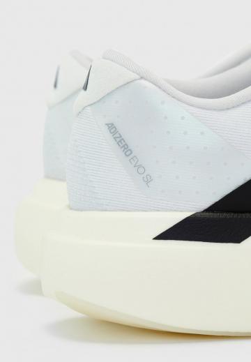 Тренировочные кроссовки