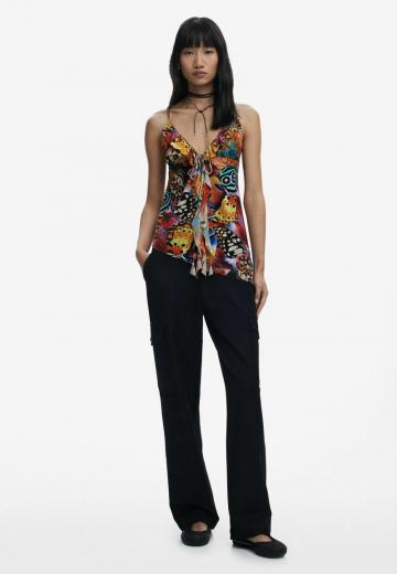 Топ на бретельках