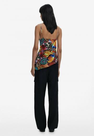 Топ на бретельках