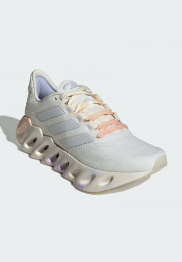 Беговые кроссовки