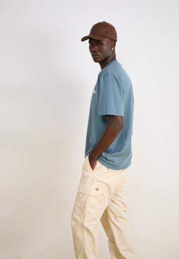 Брюки с накладными карманами