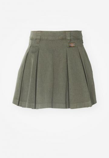 Юбка с накладными карманами