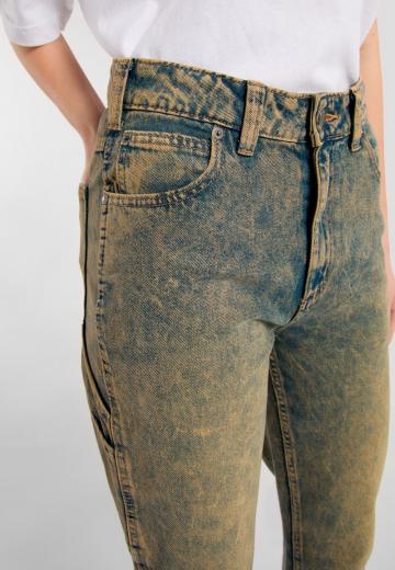 Прямые джинсы