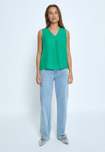 Блузка без рукавов