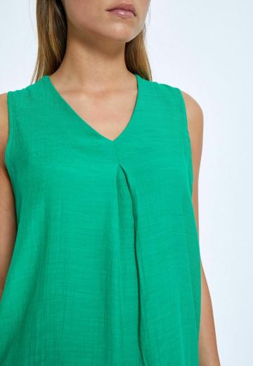 Блузка без рукавов