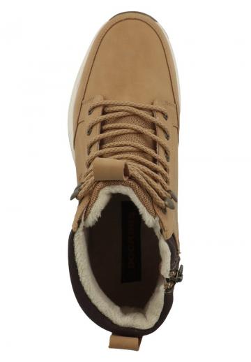 Ботинки на шнуровке