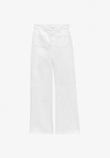 Клешеные джинсы