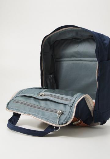 Кожаный рюкзак