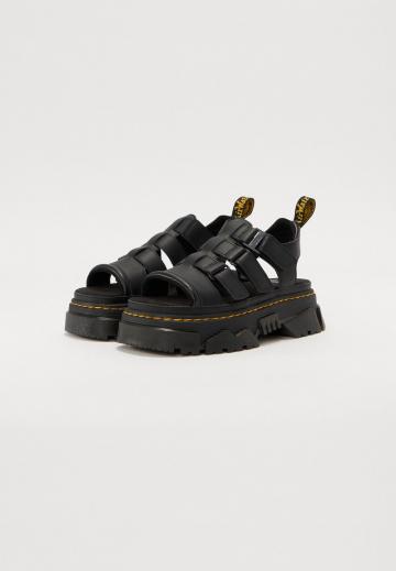 Босоножки на платформе