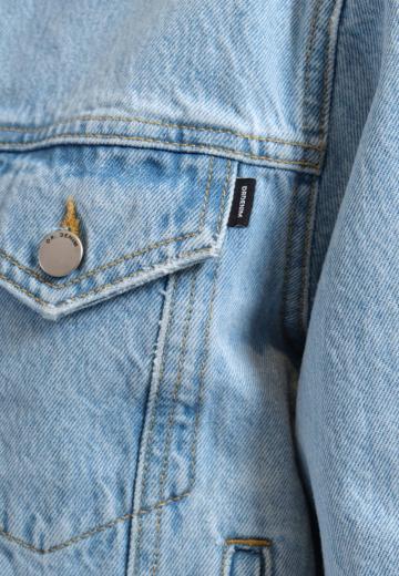 Джинсовая куртка