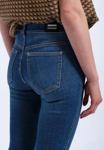 Клешеные брюки