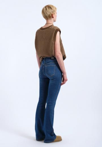 Клешеные брюки