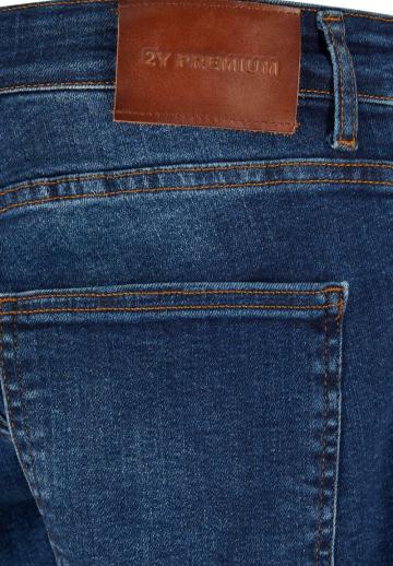 Узкие джинсы