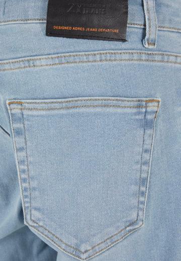 Узкие джинсы