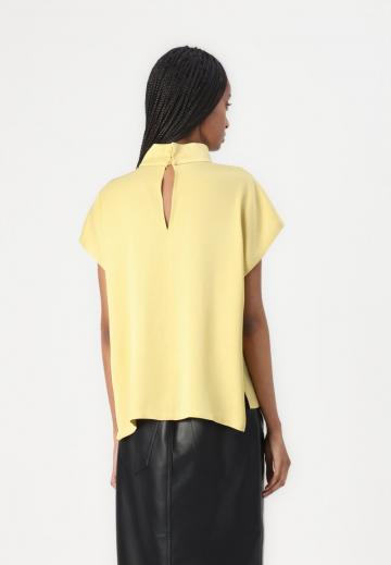 Атласная блузка