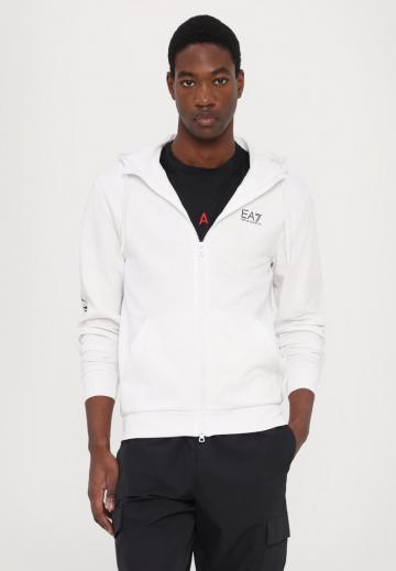 Спортивная кофта