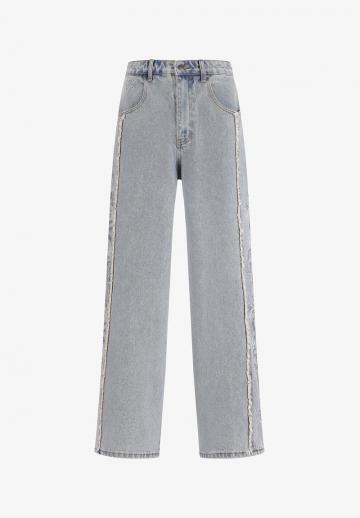 Прямые джинсы