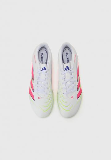 Футбольные бутсы