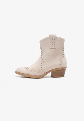 Ковбойские сапоги