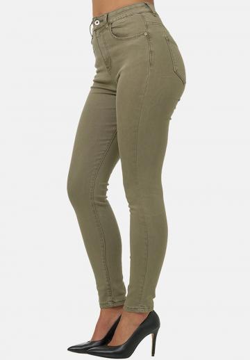 Узкие джинсы