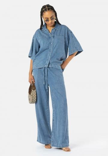 Свободные джинсы