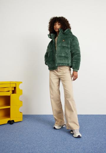 Зимняя куртка