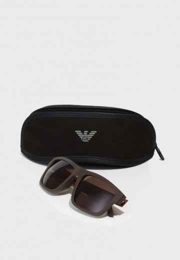 Солнечные очки