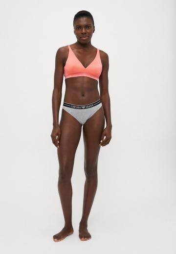 Бюстгальтер без косточек