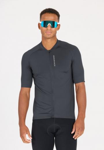 Спортивная форма