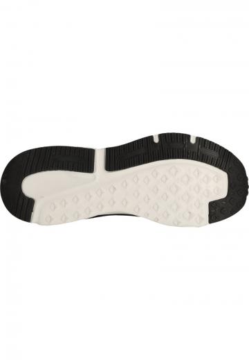 Тренировочные кроссовки