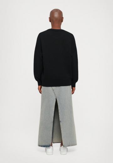 Длинный пуловер