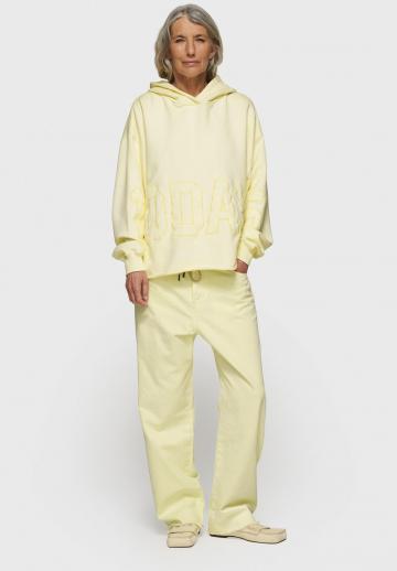 Пуловер с капюшоном