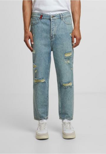 Прямые джинсы