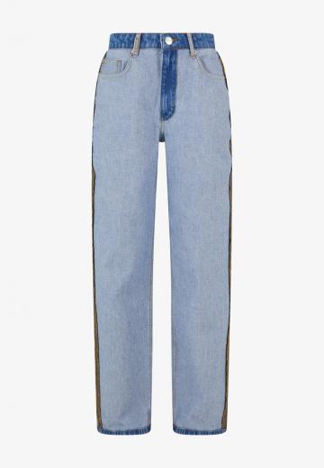 Свободные джинсы