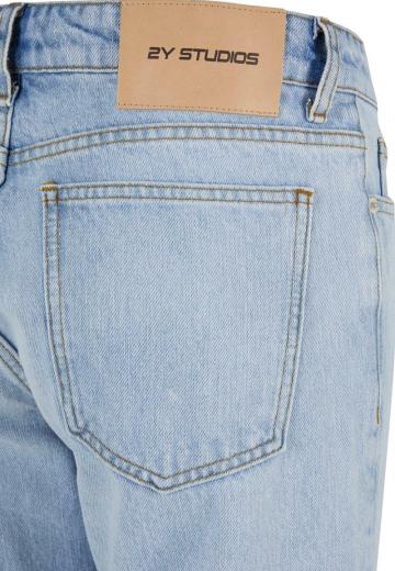 Клешеные джинсы