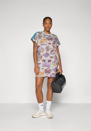 Спортивное платье