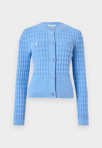 Вязаная кофта