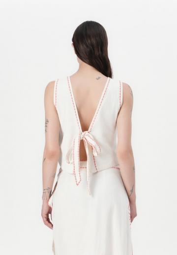 Блузка без рукавов