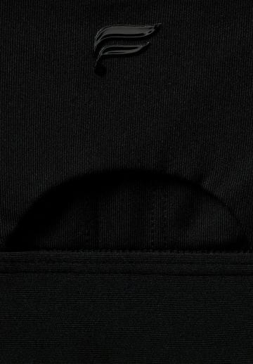 Спортивный бюстгальтер